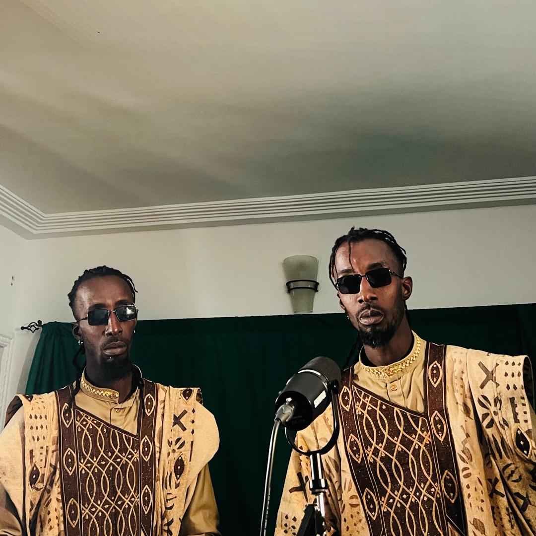 Les Jumeaux Supreme